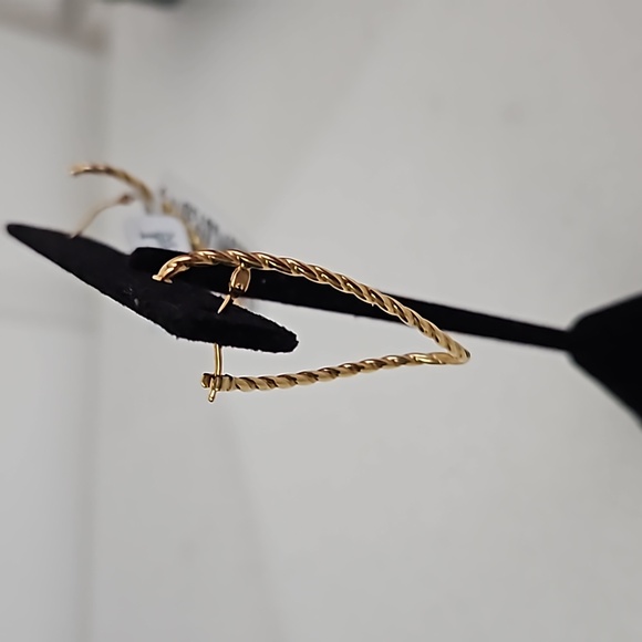 NWT Saks Fifth Avenue 14k Gold Twist Earrings - Picture 4 of 6